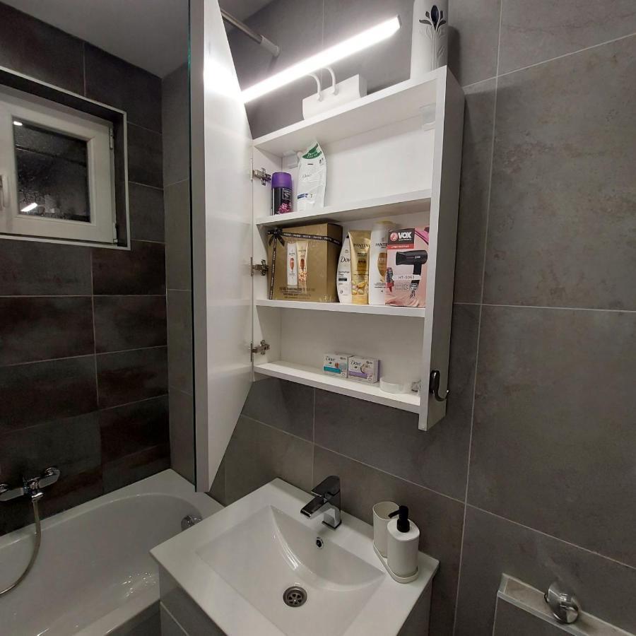 Apartman Lux Jelena Surčin Exteriér fotografie